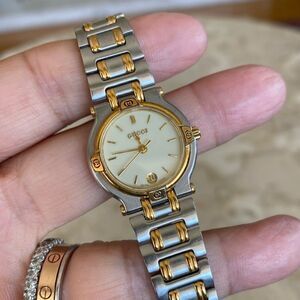 Gucci 9000L Two-Tone Gold & Stainless Steel Watch Authentic